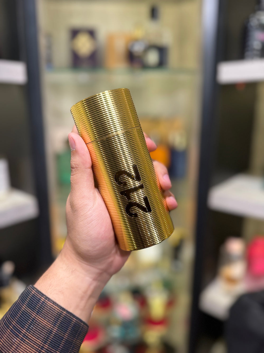 Decant de 🌆🔥 212 Men Parfum – Carolina Herrera