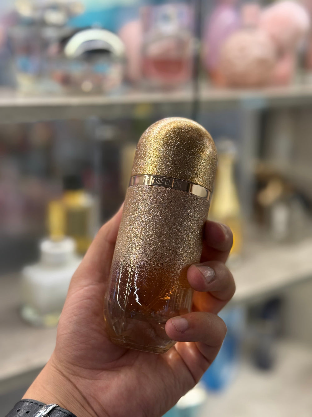Decant de 🌹✨ 212 VIP Rosé Elixir – Carolina Herrera