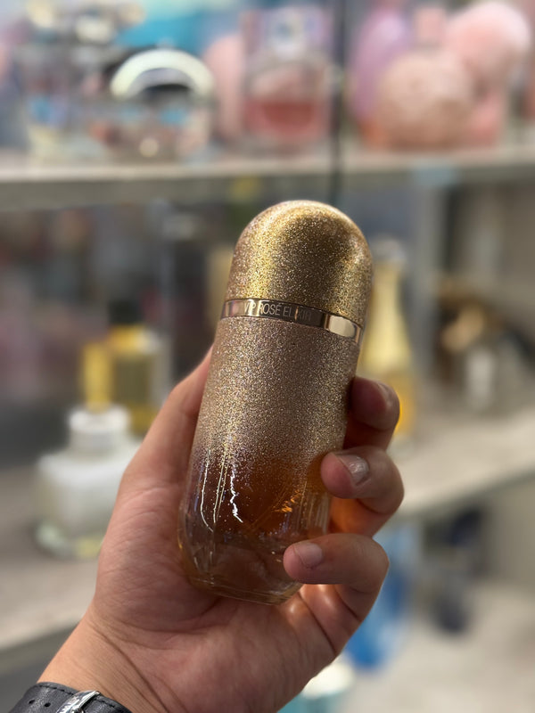 Decant de 🌹✨ 212 VIP Rosé Elixir – Carolina Herrera