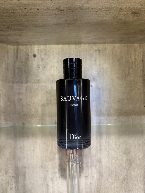 🌙 Sauvage Parfum – Dior