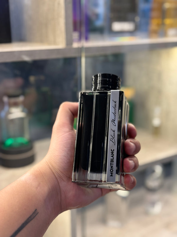Decant de 🖤✨ Black Meisterstück – Montblanc
