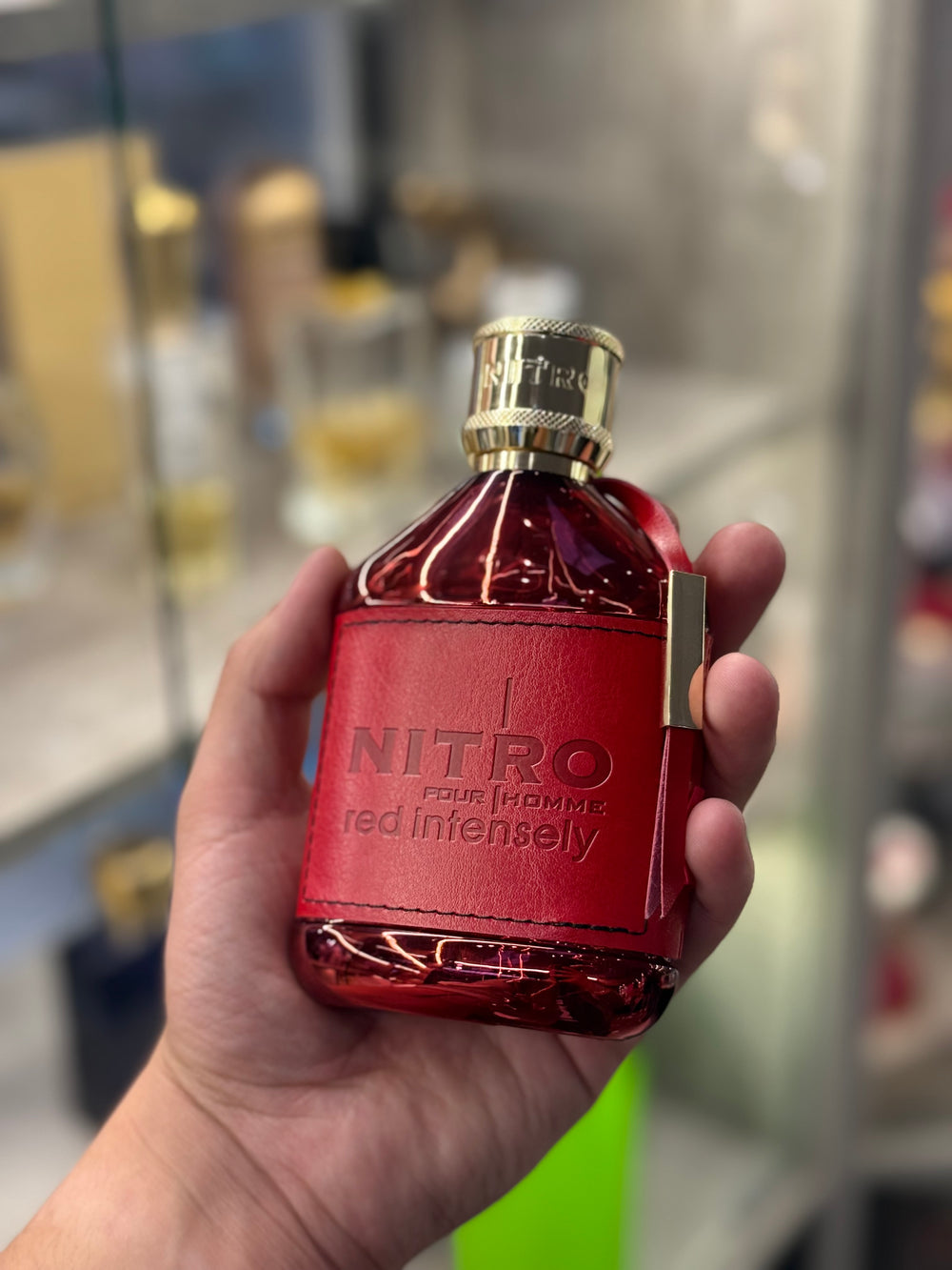 Decant de 🔥 Nitro Red Intensely –  Dumont Paris