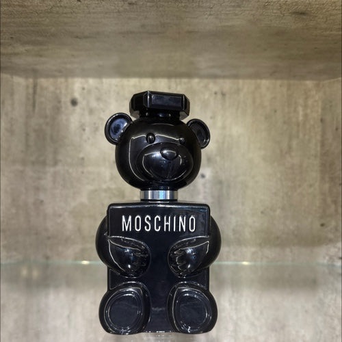 🧸 Toy Boy – Moschino